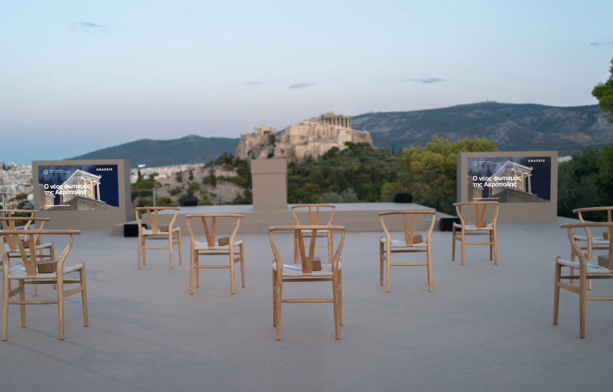 YARD-presentation_of_the_%ce%bdew_lighting_of_the_acropolis_of_athens_2